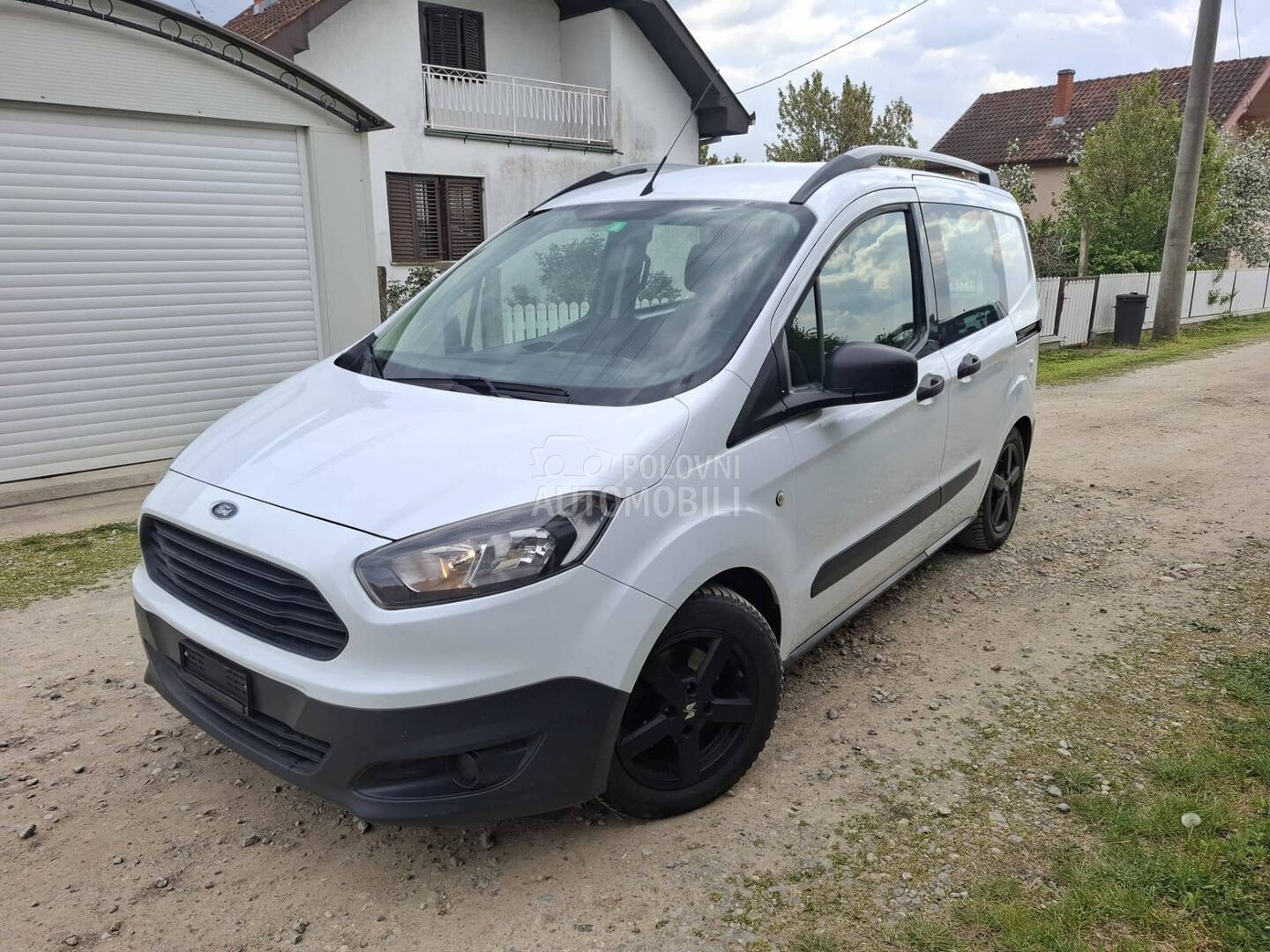 Ford Tourneo Courier 1.0b/V.serv.